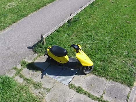 Yamaha jog SOLGT billede 10