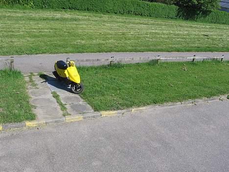 Yamaha jog SOLGT billede 11