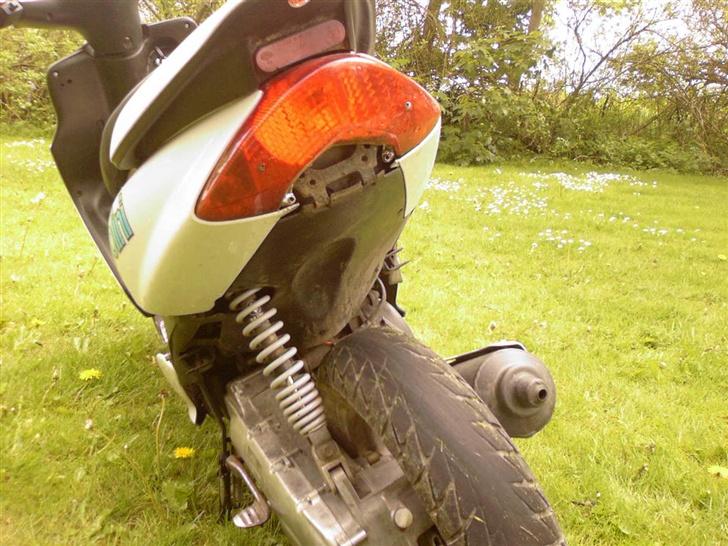 Yamaha Jog R *Solgt* billede 8