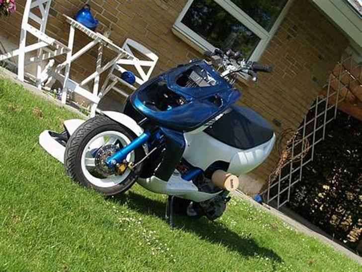 Aprilia Sonic TS06 7T LC SOLGT billede 4