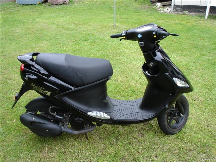 PGO Black Magic Solgt billede 4