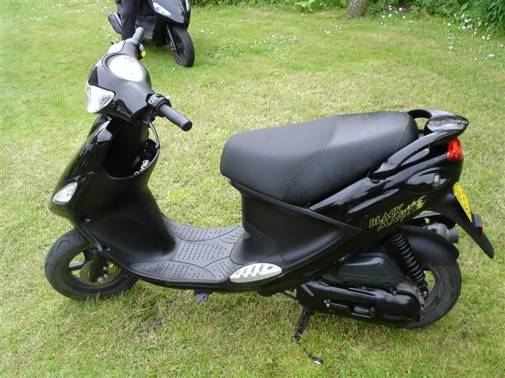 PGO Black Magic Solgt billede 5