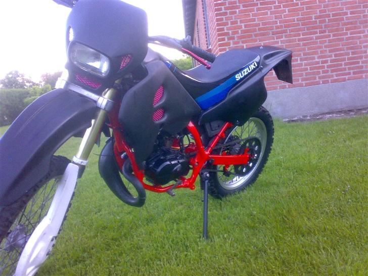 Suzuki RMX - Byttet - Der kommer en wannabe Acerbis forlygte. billede 10