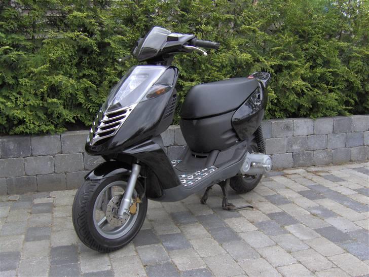 Aprilia Sonic AC GP sort - solgt billede 2