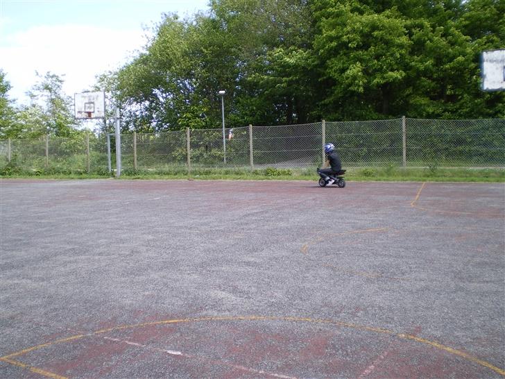 MiniBike pocketbike [SOLGT]   - dagen jeg fik den :D billede 3