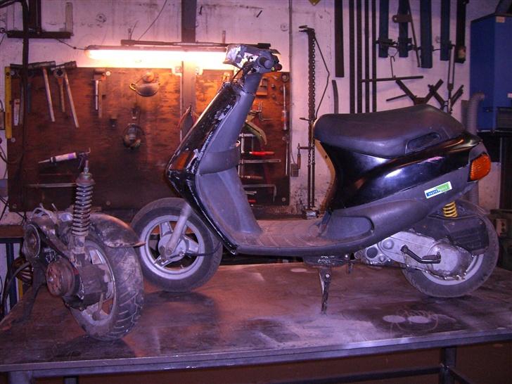 Piaggio Zip air cooled gl. - Lige før den bliver skilt ad. billede 7