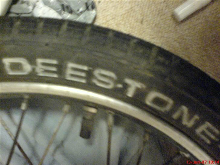 Honda Camino Projekt - Originale Deestone billede 18