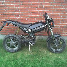 Suzuki  Street magic (Sonic)