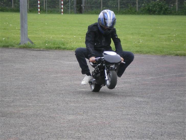MiniBike pocketbike [SOLGT]   - dagen jeg fik den :D billede 6