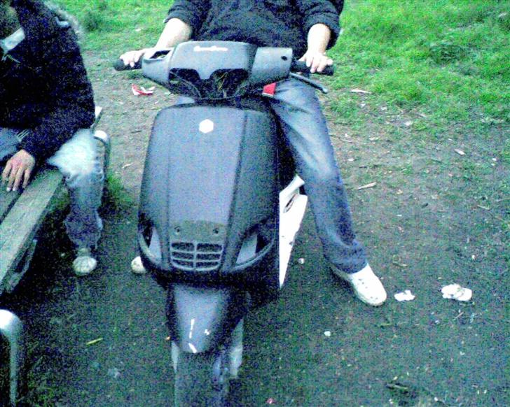 Piaggio zip solgt billede 1