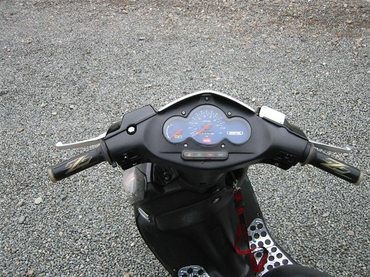 Aprilia sonic GP solgt billede 11