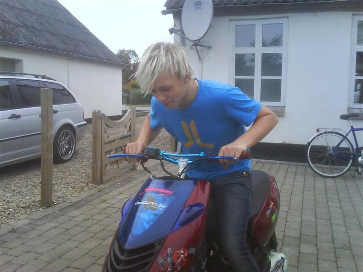 Aprilia        sonic FØR SOLGT - Haha !! Det er så keglen fra Oj :P (mig) billede 4