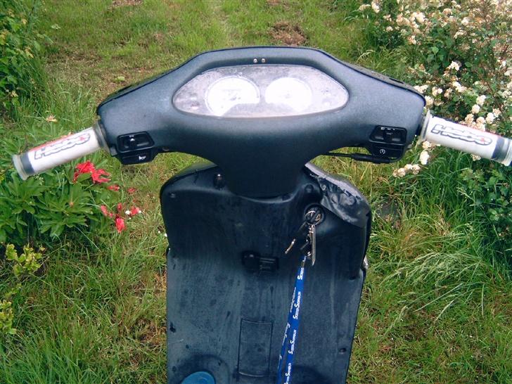 Aprilia Rally TIL SALG - inden jeg fik malt mine inderskjolde billede 5