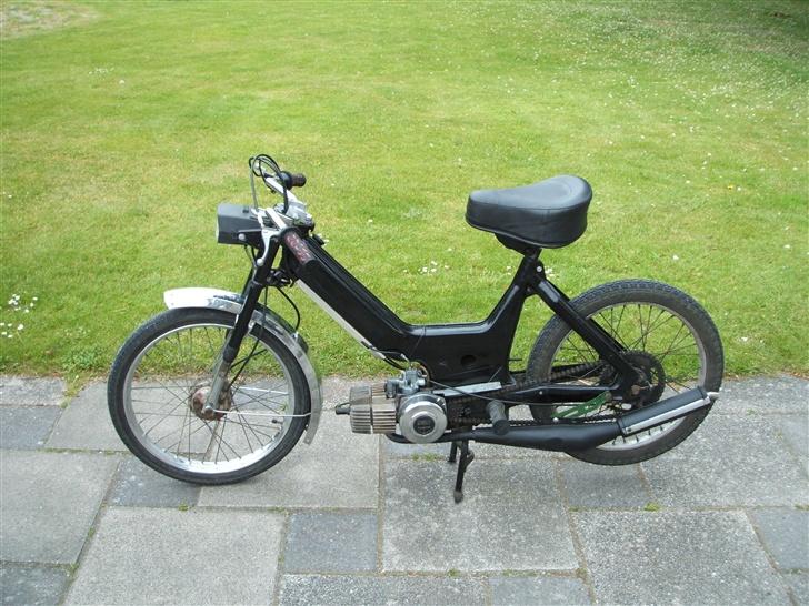 Puch Maxi >|>Lille projekt<|<  - Sådan som den står lige nu .. billede 2