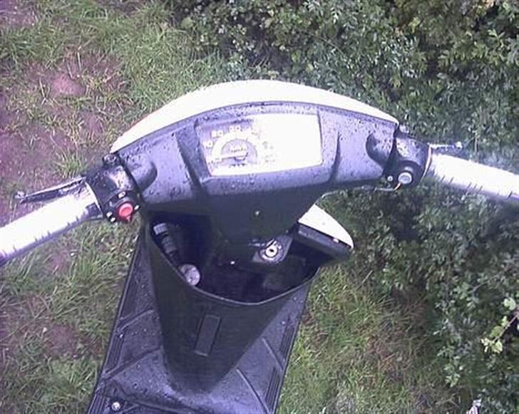 Yamaha Jog FS[SOLGT] billede 4