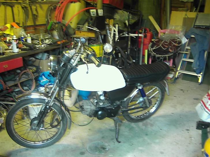 Suzuki samurai {Byttes}(SKRIV!) - forfra :) billede 3