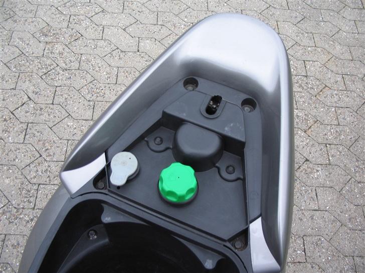 Yamaha jog r 2003 solgt billede 3