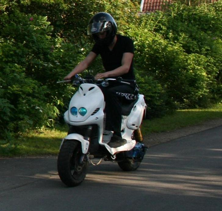 PGO Pmx naked Solgt billede 1