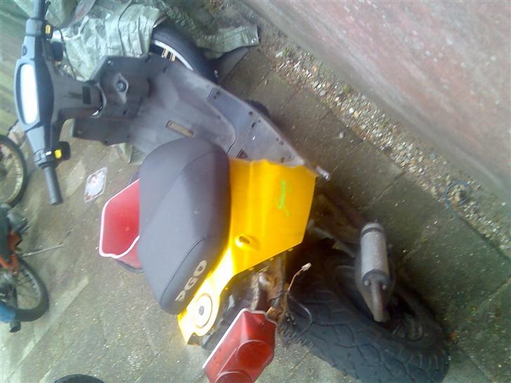 PGO Hot 50 - Solgt billede 1