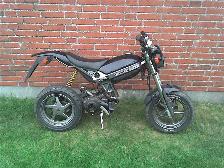 Suzuki  Street magic (Sonic) billede 1