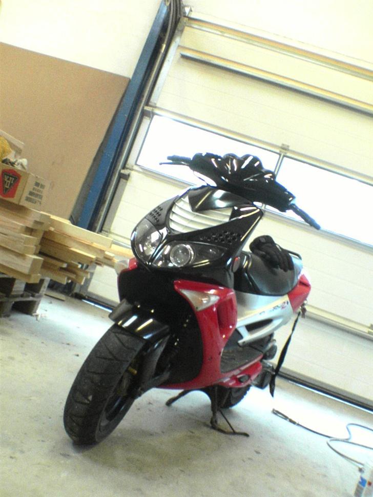 Peugeot Speedfight 2 - Med den nye TNT front billede 10