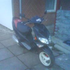 Peugeot Speedfight 2 solgt