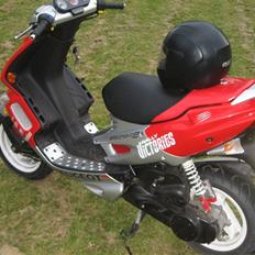 Peugeot Speedfight2 Rally victory