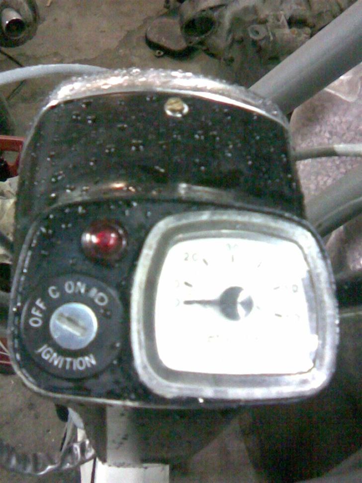 Suzuki Fz50 (SOLGT!) billede 7