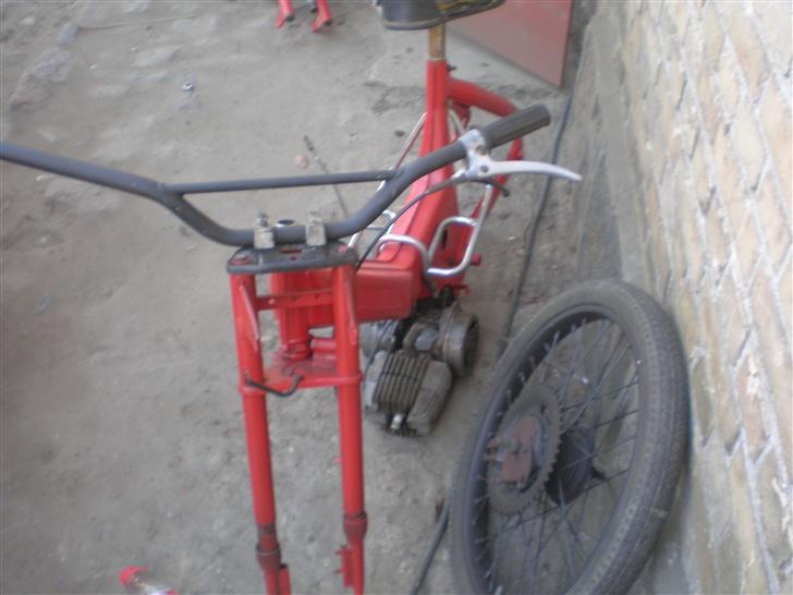 Puch maxi (SOLGT) - iden den bliv samlede  billede 4