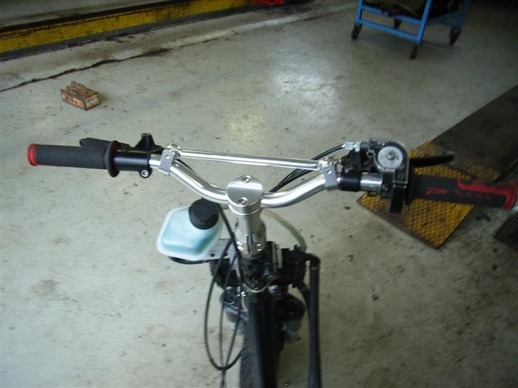 Piaggio old Zip lc - Styret, med tommaselli greb billede 6