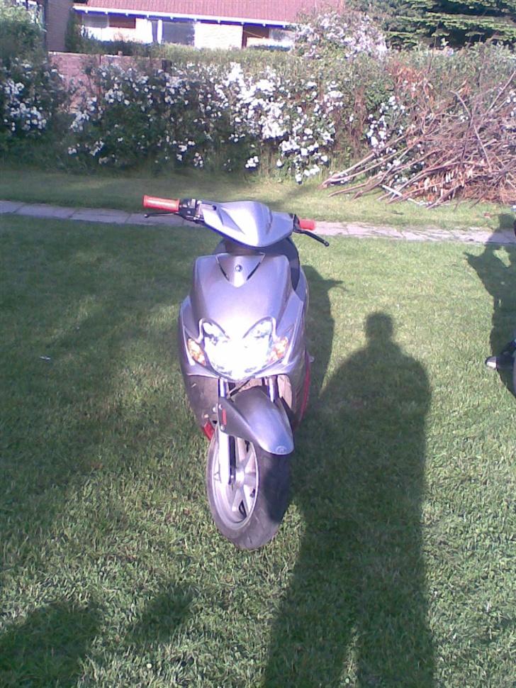 Yamaha jog r (solgt) billede 5