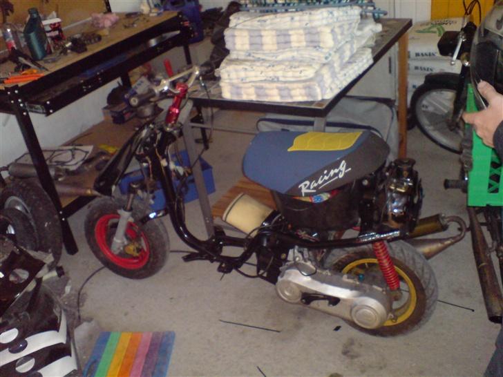 Yamaha Jog FS // [SOLGT] - P-pladsen billede 11