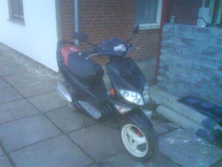 Peugeot Speedfight 2 solgt billede 2