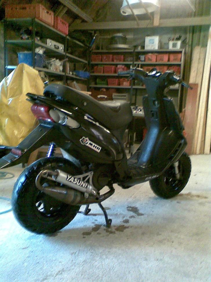 Gilera stalker $byttet$ billede 5