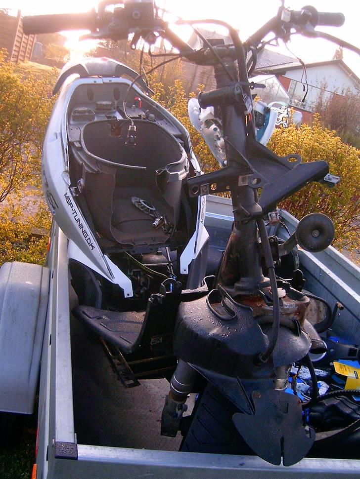 Piaggio NRG STJÅLET :'( - Det er min gamle NRG som jeg desværre totalskadede. billede 12