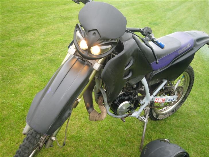 Suzuki Rmx solgt - som den så ud før :S billede 10