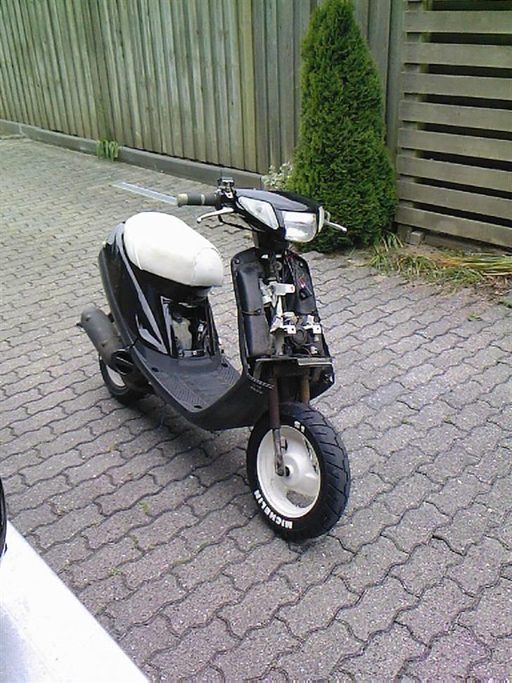 Yamaha JoG Fs (SOLGT) - næsten færdig den ( dato 2/6 ) det er blevet vildt lækker billede 15