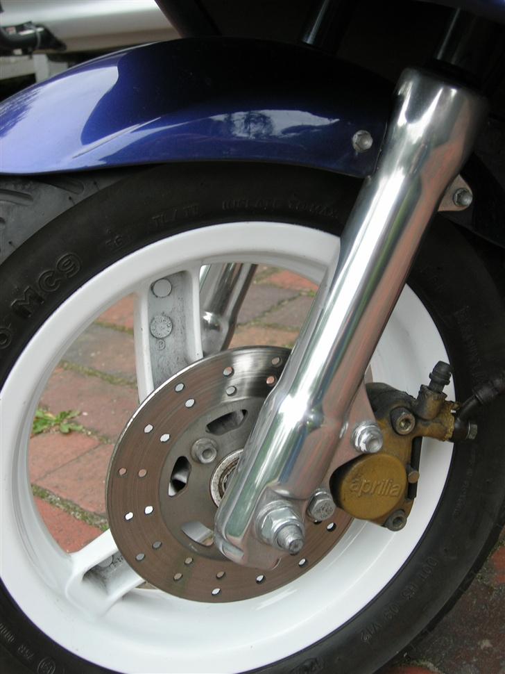 Aprilia Sonic billede 2