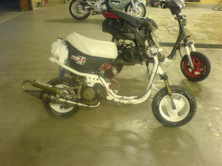 Yamaha Jog billede 8