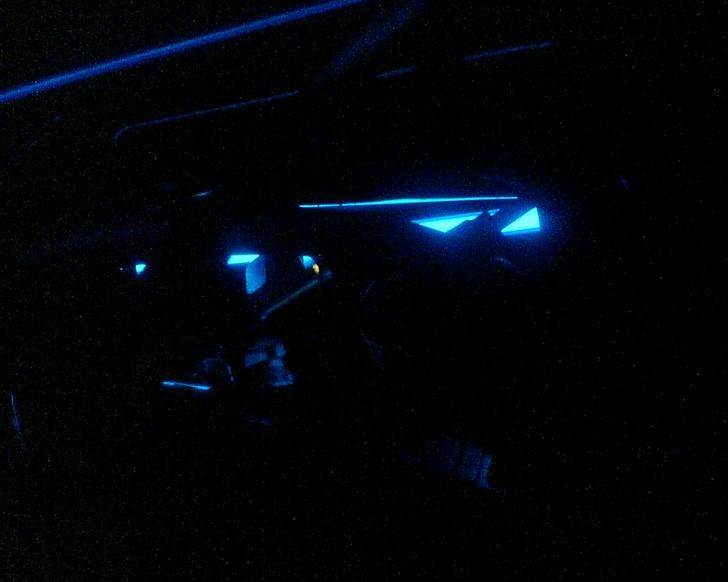 Regal raptor (30'er) solgt - her mit neon der sidder under tanken! billede 3