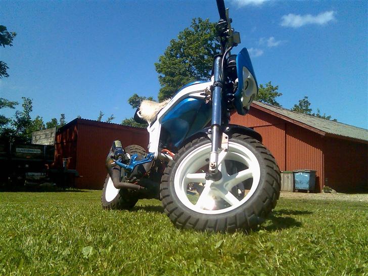 Suzuki street magic billede 3