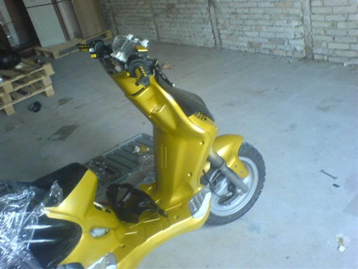 PGO PMX Sport STJÅLET -  Har malet det hele selv THE GOLDEN HAWK billede 10