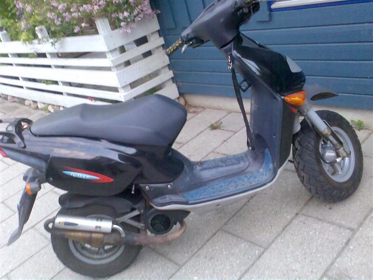 Aprilia rally billede 1