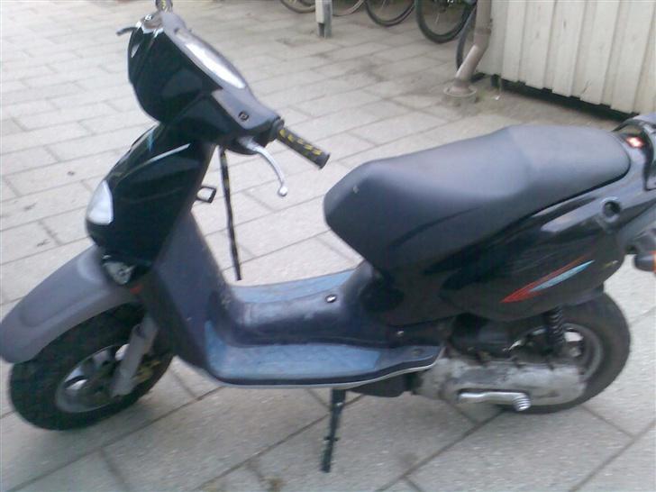 Aprilia rally billede 2