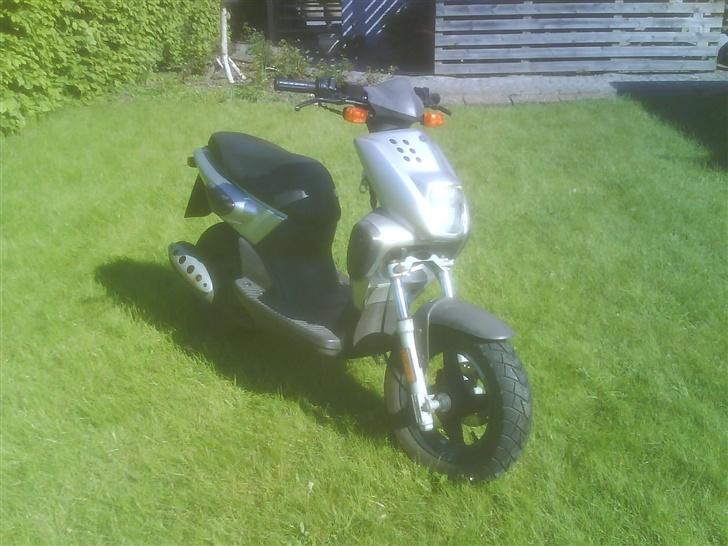 Yamaha slider/solgt billede 2