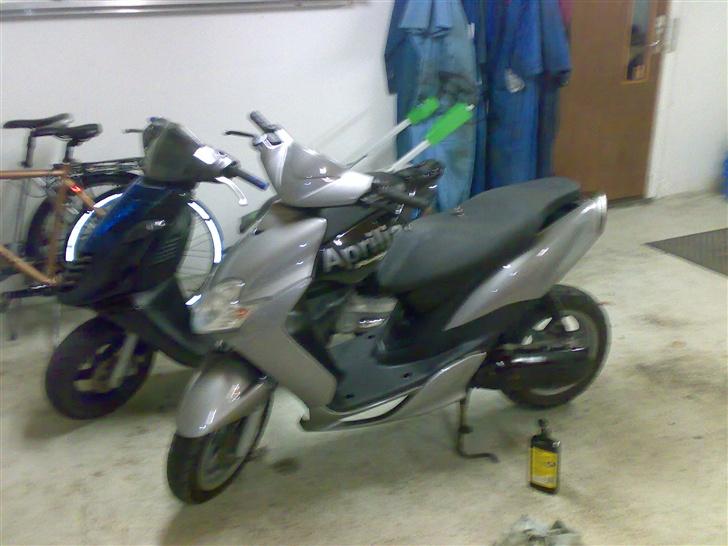 Yamaha jog r billede 1