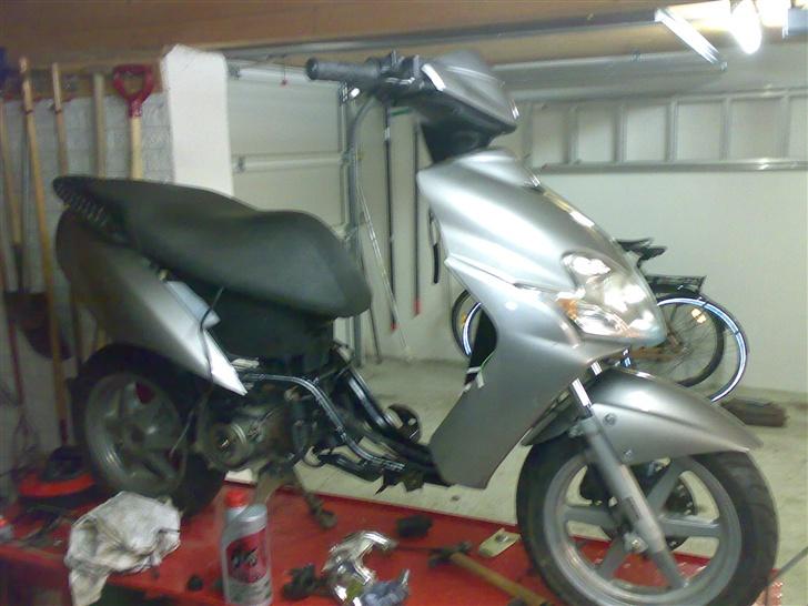 Yamaha jog r billede 4