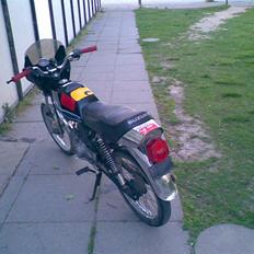 Suzuki samurai bytte for scoote?