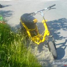 Piaggio zip //Solgt\\