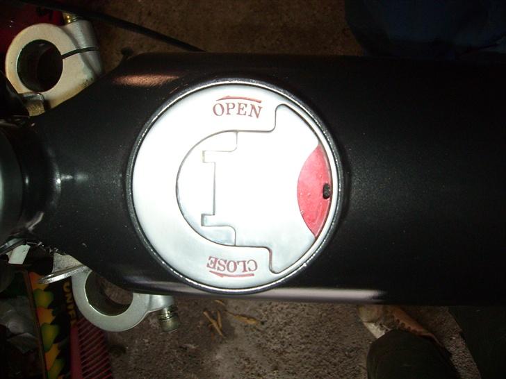 Sachs Madass Byttet til Sonic - Lige et billede til at tanket, og tankdækslet... møøøøjfin´ billede 15